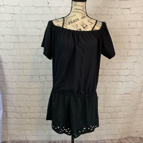 Fabletics Pure Black Short Romper Cutout details Cold Shoulder Size Small - Picture 1 of 6